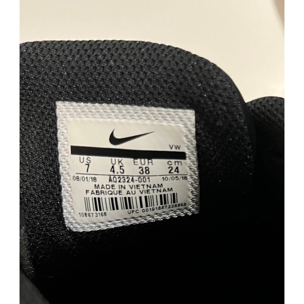 Nike golf shoes - Picture 5 of 5